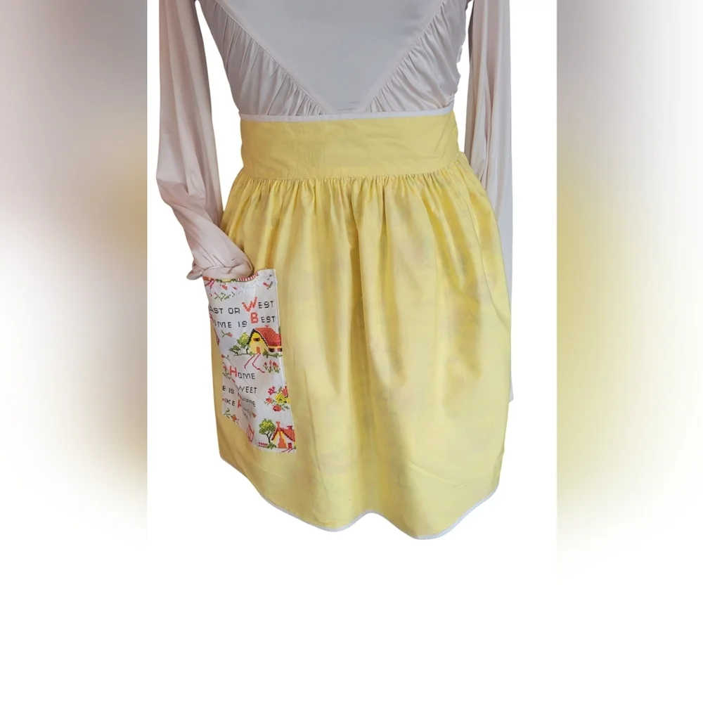 Reproduction Vintage Style Kitchen Apron. OS. - Picture 6 of 8